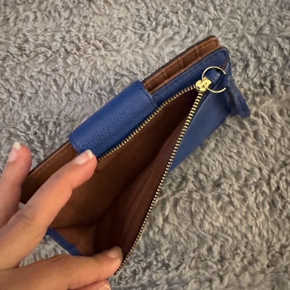 FOSSIL Blue Women's Wallet - Picture 6 of 7